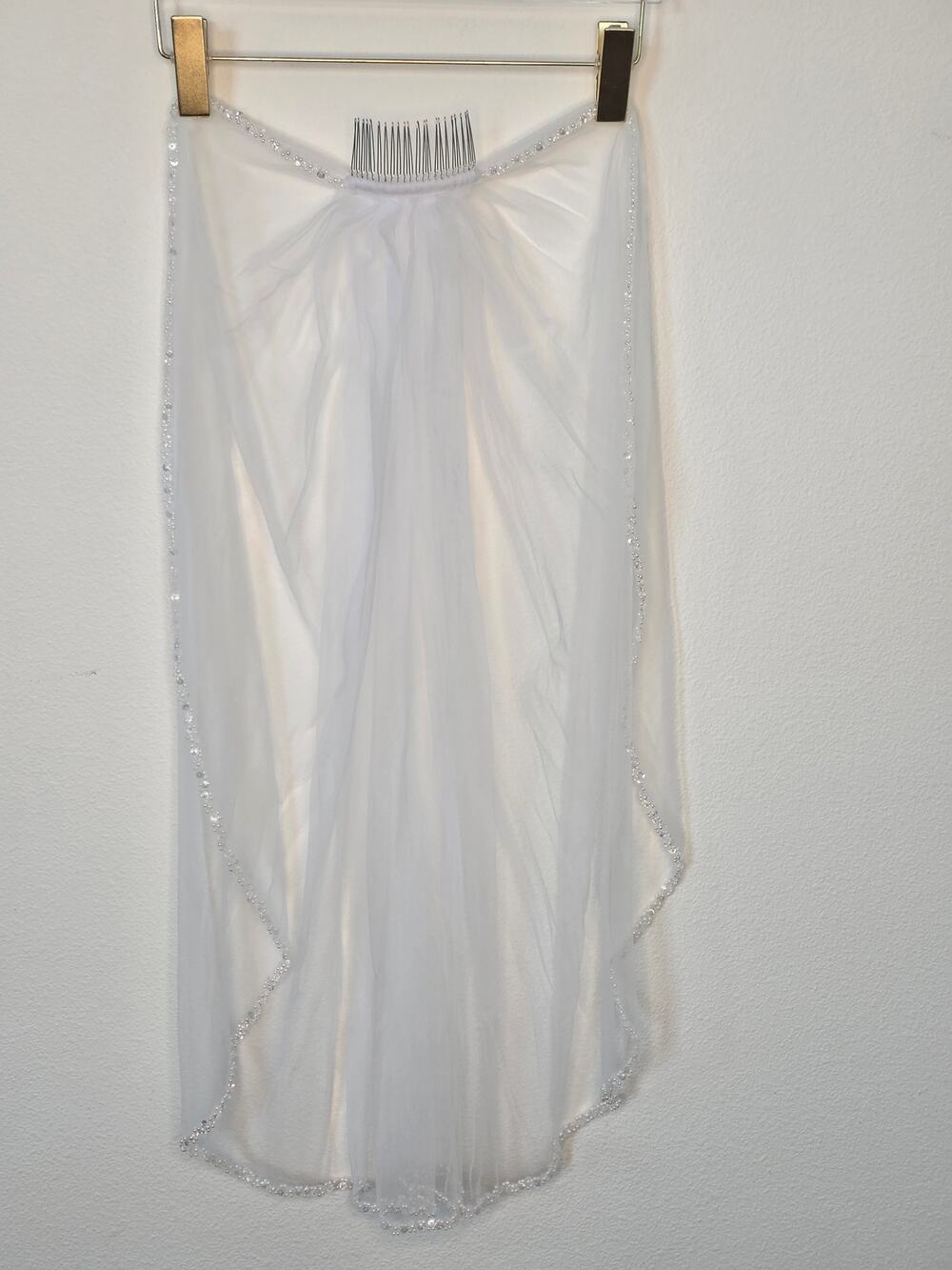 Bridal Wedding Veil Fingertip Length Pearl Crystal Beaded Edge Trim Silver Comb